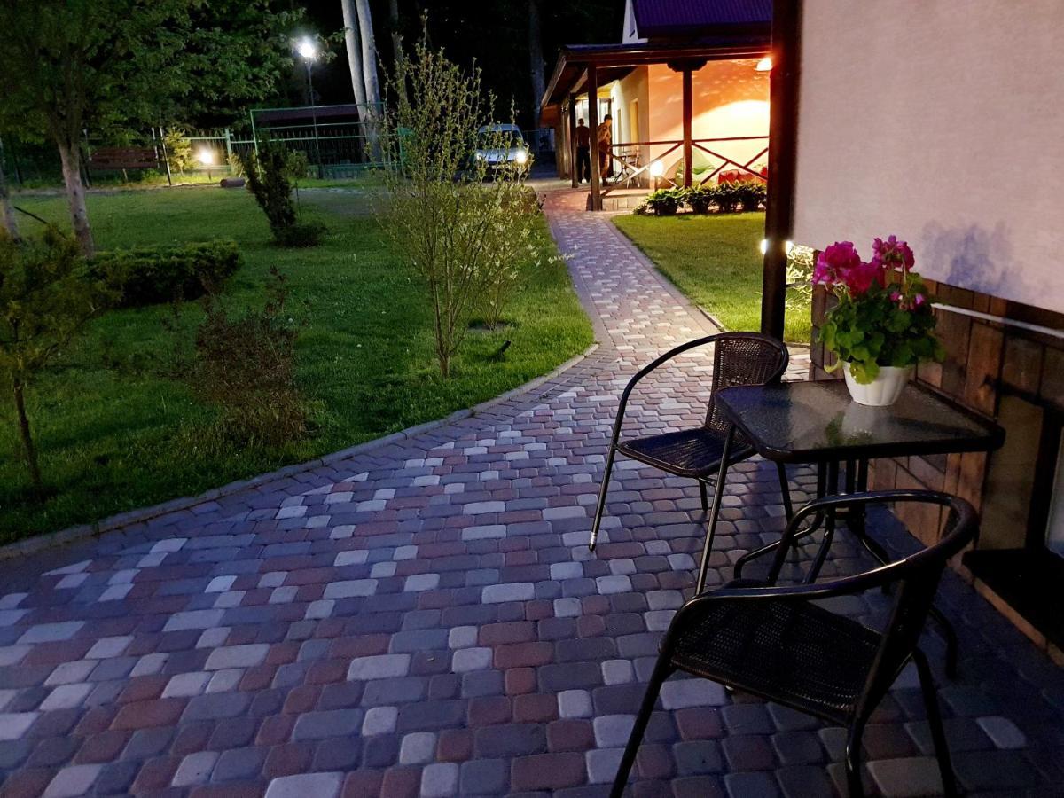 Villa Zenko Bryukhovychi Ngoại thất bức ảnh