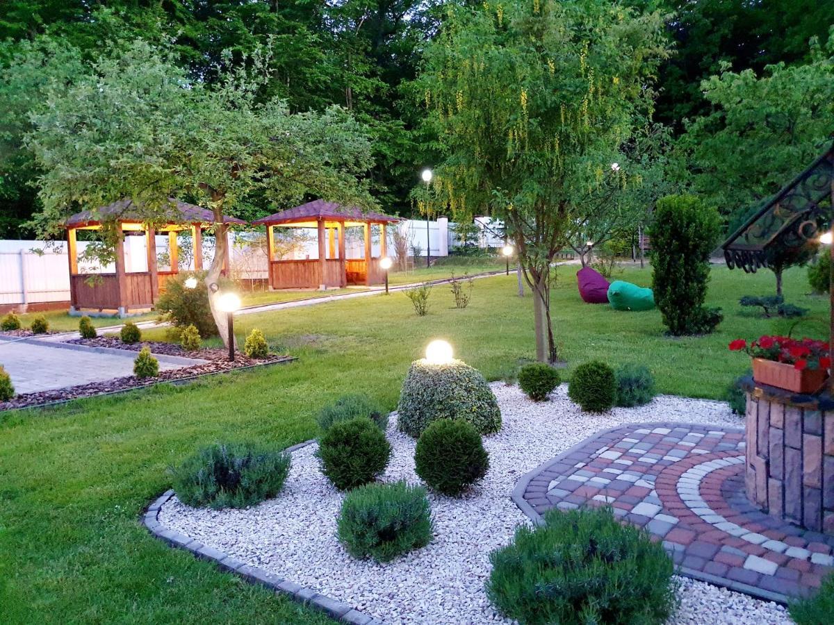 Villa Zenko Bryukhovychi Ngoại thất bức ảnh